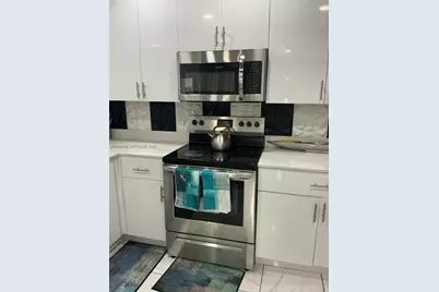6404 Grant Ct, Hollywood, FL 33024 - Photo 9
