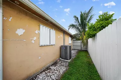 6404 Grant Ct, Hollywood, FL 33024 - Photo 29