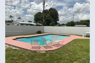6404 Grant Ct, Hollywood, FL 33024 - Photo 21