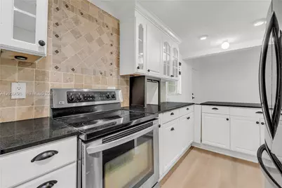 725 Hummingbird Way #107, North Palm Beach, FL 33408 - Photo 9