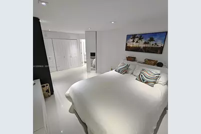 2750 NE 183rd St #301, Aventura, FL 33160 - Photo 9