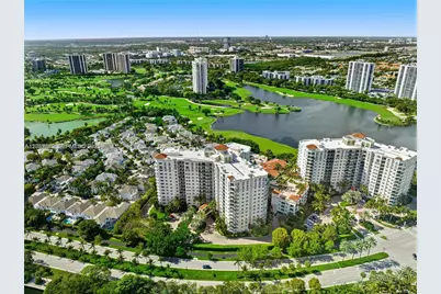 19900 E Country Club Dr #310, Aventura, FL 33180 - Photo 17
