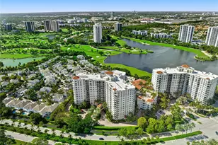 19900 E Country Club Dr, Aventura, FL 33180 - Photo 17