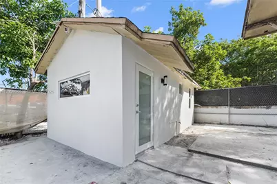 129 SW 9th Ave #3, Miami, FL 33130 - Photo 11