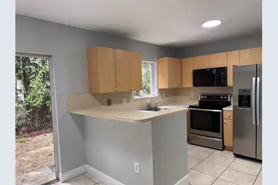 1250 SE 31st Ct #106-33, Homestead, FL 33035 - Photo 9