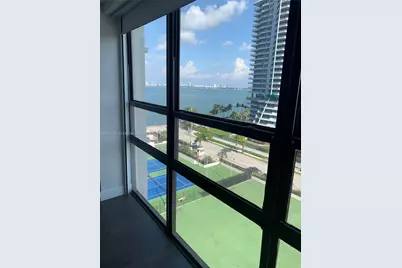 600 NE 36th St #1017, Miami, FL 33137 - Photo 5