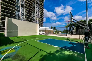 600 NE 36th St, Miami, FL 33137 - Photo 17