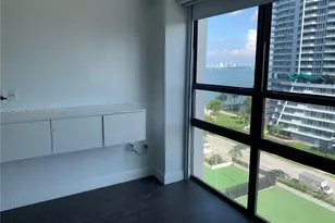 600 NE 36th St, Miami, FL 33137 - Photo 15