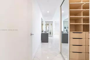 17121 Collins Ave, Sunny Isles Beach, FL 33160 - Photo 37
