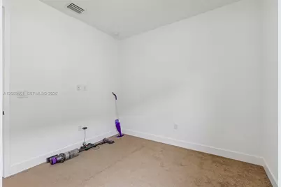3575 W 97th St, Hialeah, FL 33018 - Photo 41