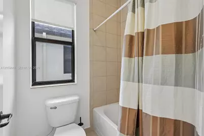 3575 W 97th St, Hialeah, FL 33018 - Photo 45