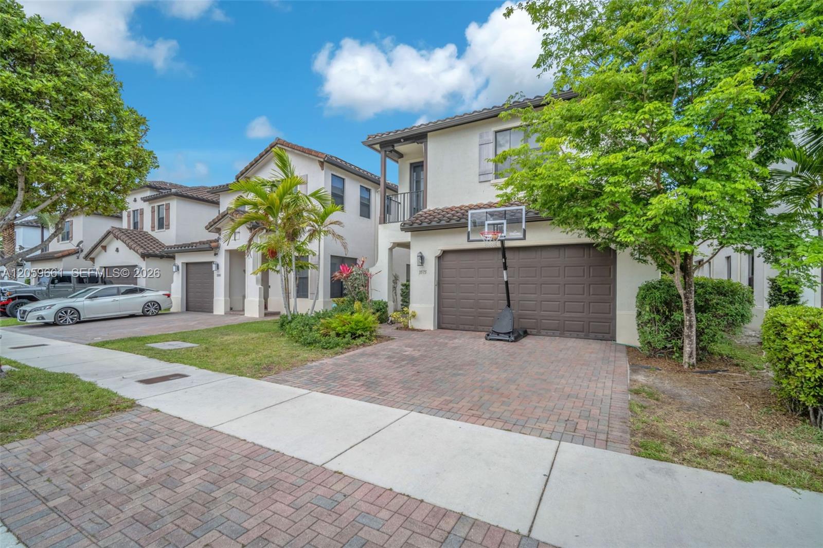 3575 W 97th St - 3575 W 97th St, Hialeah, FL 33018 Luxury Property | Jose Angel Pina