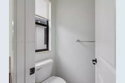 3575 W 97th St, Hialeah, FL 33018 - Photo 37