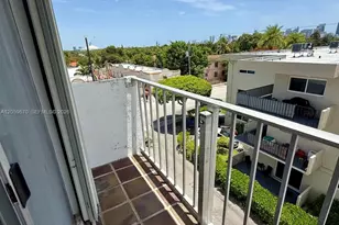 1736 SW 19th St, Miami, FL 33145 - Photo 15