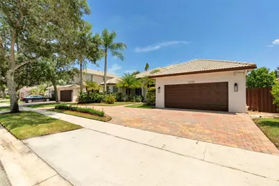 13746 NW 21st St, Pembroke Pines, FL 33028 - Photo 29
