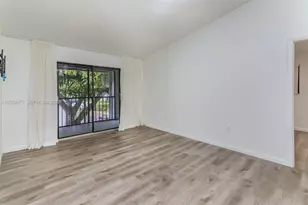 931 NE 199th St, Miami, FL 33179 - Photo 7