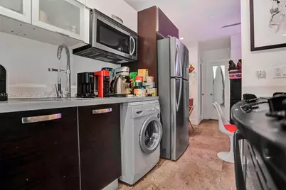 350 Collins Ave #310, Miami Beach, FL 33139 - Photo 19