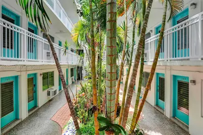 350 Collins Ave #310, Miami Beach, FL 33139 - Photo 31