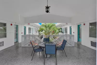 350 Collins Ave #310, Miami Beach, FL 33139 - Photo 27