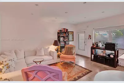 350 Collins Ave #310, Miami Beach, FL 33139 - Photo 3