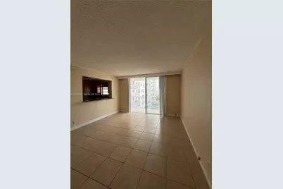 137 Golden Isles Dr #512, Hallandale Beach, FL 33009 - Photo 9
