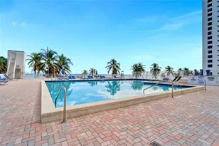 2201 S Ocean Dr, Hollywood, FL 33019 - Photo 45