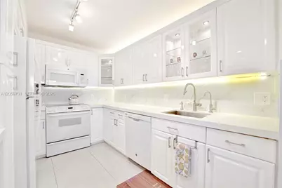 2201 S Ocean Dr #604, Hollywood, FL 33019 - Photo 3