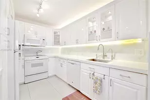 2201 S Ocean Dr, Hollywood, FL 33019 - Photo 3