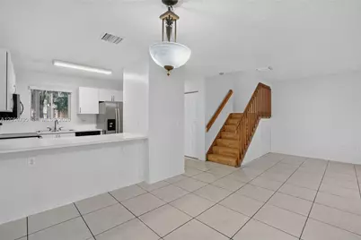 6225 Kendale Lakes Cir #253, Miami, FL 33183 - Photo 13