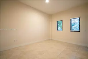 1091 Galiano St, Coral Gables, FL 33134 - Photo 9