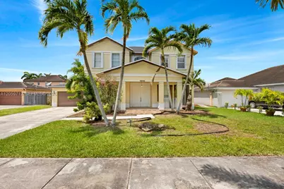 12745 SW 204th Ln, Miami, FL 33177 - Photo 3