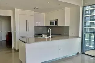 88 SW 7th St, Miami, FL 33130 - Photo 25