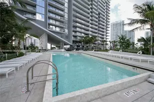 88 SW 7th St, Miami, FL 33130 - Photo 1