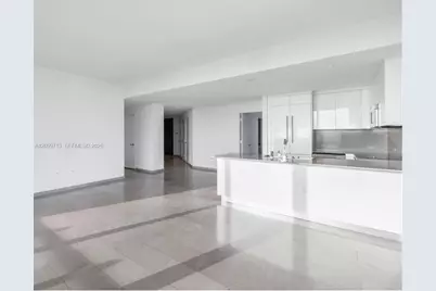 88 SW 7th St #2902, Miami, FL 33130 - Photo 3