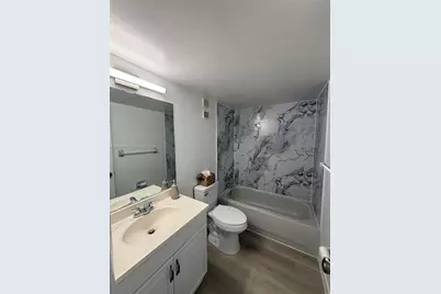 1900 W 68th St #B203, Hialeah, FL 33014 - Photo 13
