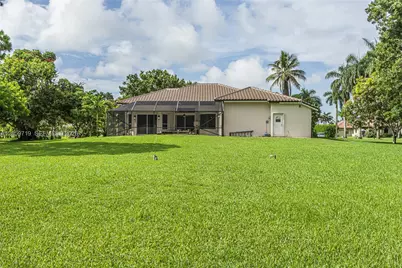 9825 Hindel Ct, Boynton Beach, FL 33472 - Photo 43