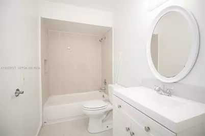 10085 NW 6th Ter, Miami, FL 33172 - Photo 25
