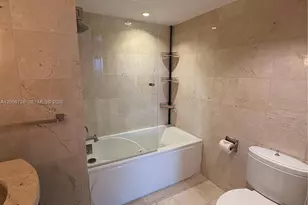 300 Euclid Ave, Miami Beach, FL 33139 - Photo 17