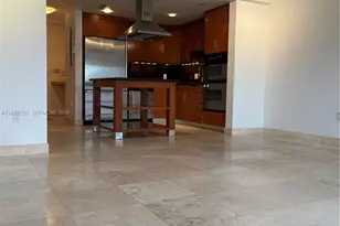 300 Euclid Ave, Miami Beach, FL 33139 - Photo 11