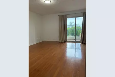 300 Euclid Ave #209, Miami Beach, FL 33139 - Photo 15