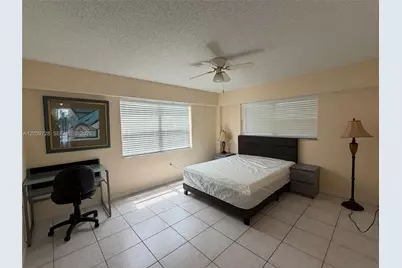 16508 NE 26th Ave #201, North Miami Beach, FL 33160 - Photo 5