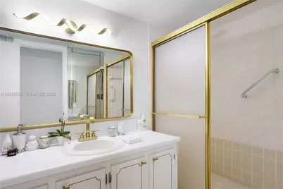 1849 S Ocean Dr #407, Hallandale Beach, FL 33009 - Photo 17