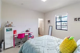 8845 W 35th Ave, Hialeah, FL 33018 - Photo 15