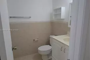 9437 Fontainebleau Blvd, Miami, FL 33172 - Photo 47