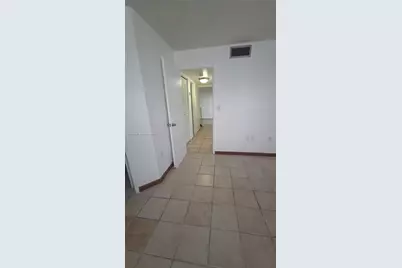 9437 Fontainebleau Blvd #202, Miami, FL 33172 - Photo 15