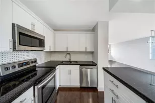 2016 Bay Dr, Miami Beach, FL 33141 - Photo 13