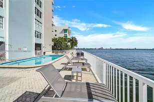 2016 Bay Dr, Miami Beach, FL 33141 - Photo 3