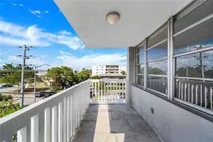 2016 Bay Dr, Miami Beach, FL 33141 - Photo 7