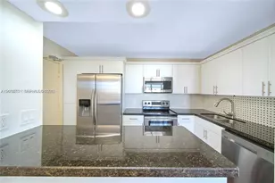 2016 Bay Dr, Miami Beach, FL 33141 - Photo 15