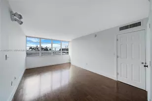 2016 Bay Dr, Miami Beach, FL 33141 - Photo 9
